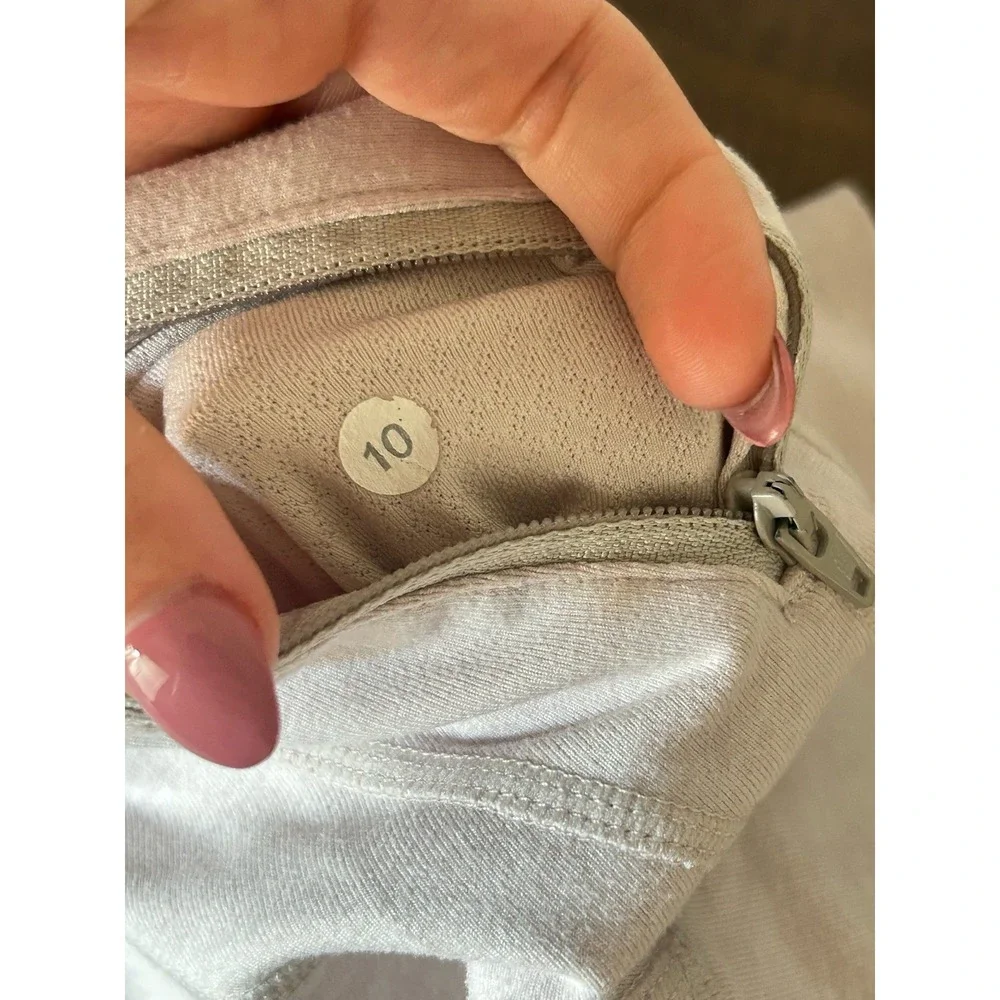 Lululemon Women's In Stride Lilac Jacket - Size 10